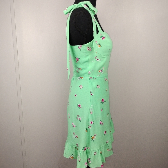 NWT WAYF Wrap Front Tie Strap Mini Dress in Mint Ditsy Sz. XS - Picture 10 of 13